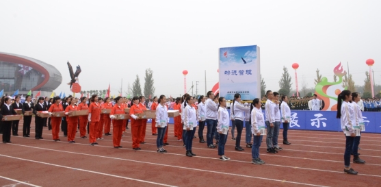D:\第二届运动会照片\DSC_0250.JPG