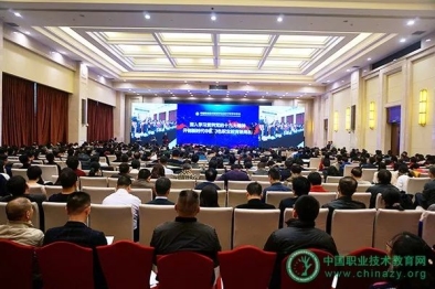 http://mmbiz.qpic.cn/mmbiz_jpg/micxsCYdRywn2uBvLdYY9ibjqZtShURYgWhXhBgPdKfMW4BnhvK3garuTSU17EibiaYcSqs5gwe2zufPGY2cSb2faQ/640?wx_fmt=jpeg&wxfrom=5&wx_lazy=1