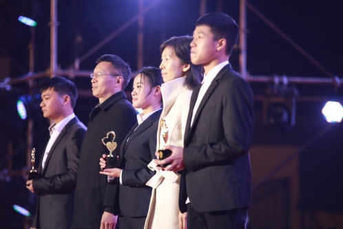 F:\照片\20171218工匠文化节感动人物颁奖\7C6A0653.JPG